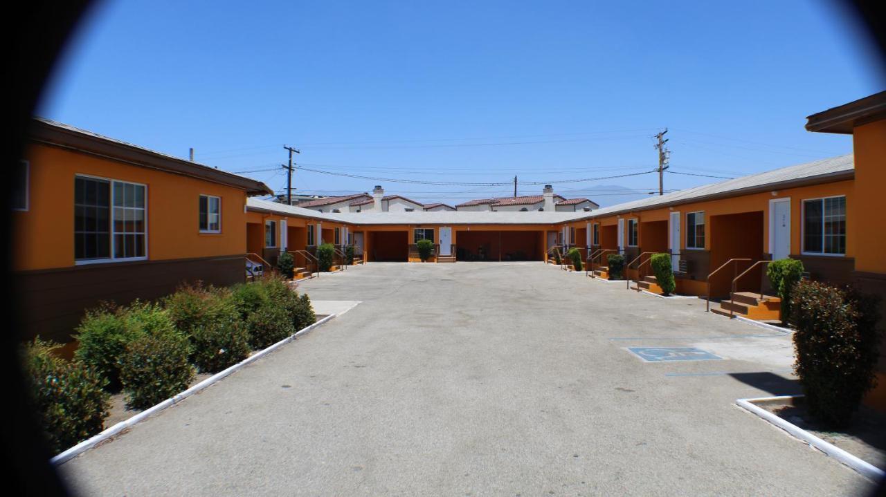 Aristocrat Motel Baldwin Park Exterior photo